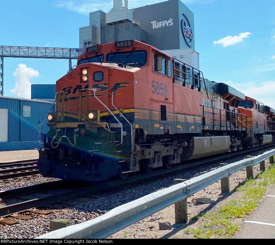 BNSF 5859